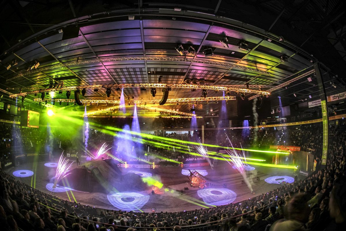 Jump & Race Masters 2025 – Lichtshow