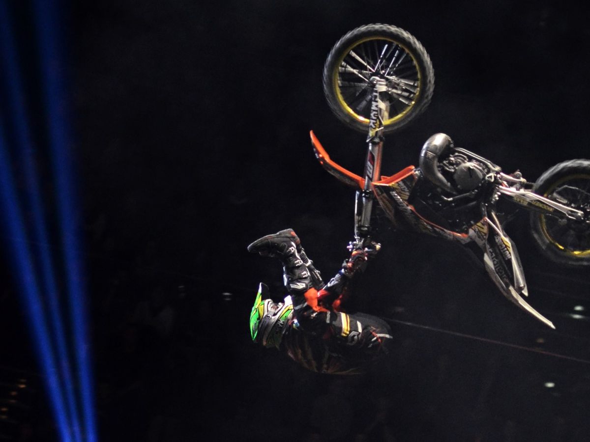 Salto Motorcrossfahrer